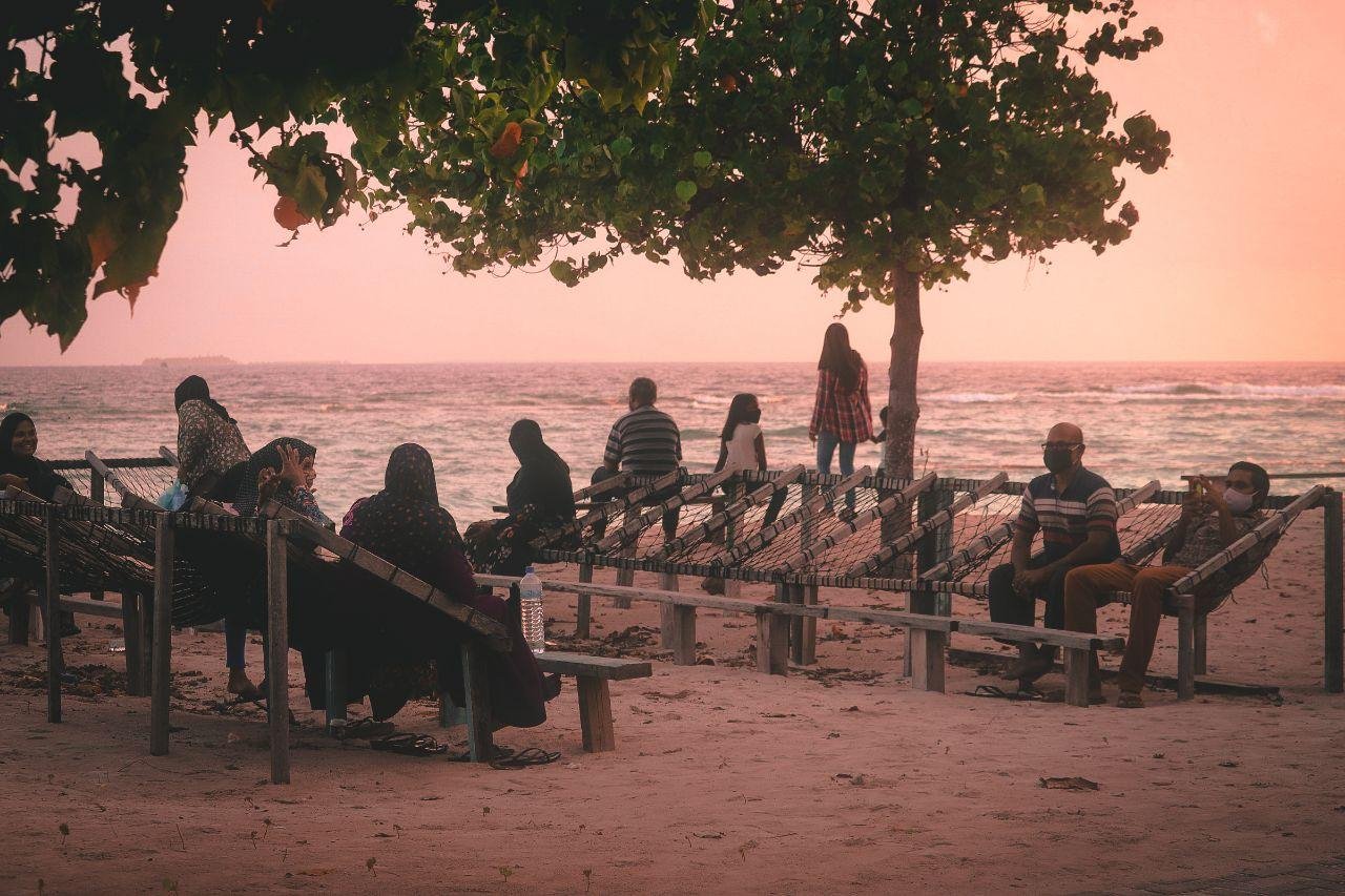 ލޮކްޑައުންގެ ލުޔާއެކު ހަވީރު ވަގުތު ވިލިމާލެ