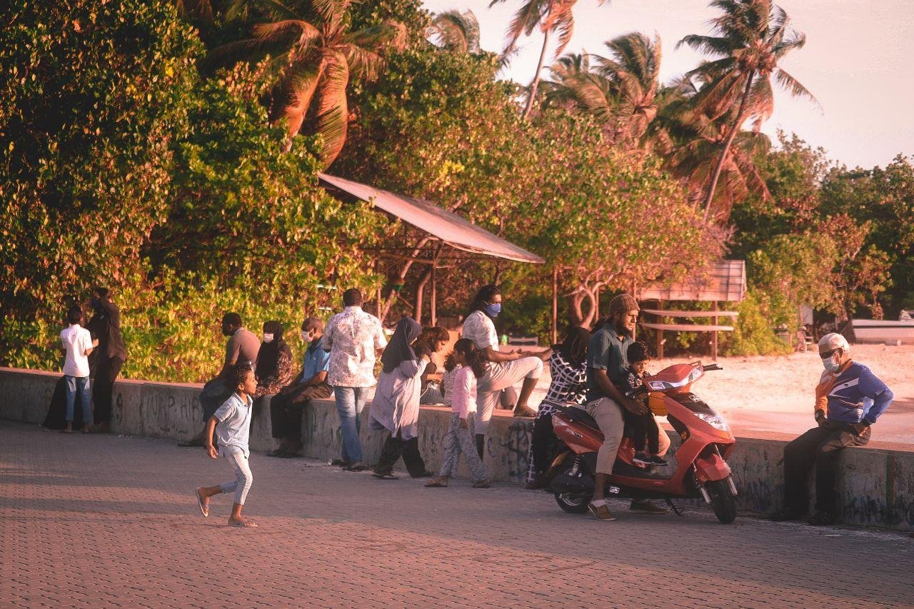 ލޮކްޑައުންގެ ލުޔާއެކު ހަވީރު ވަގުތު ވިލިމާލެ