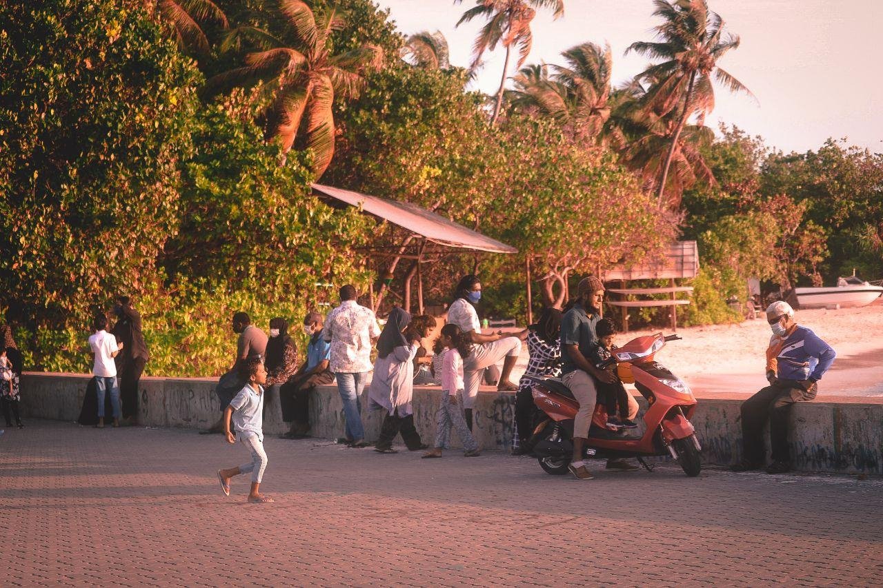 ލޮކްޑައުންގެ ލުޔާއެކު ހަވީރު ވަގުތު ވިލިމާލެ