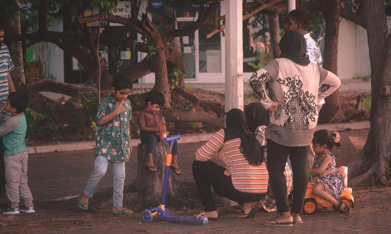 ލޮކްޑައުންގެ ލުޔާއެކު ހަވީރު ވަގުތު ވިލިމާލެ