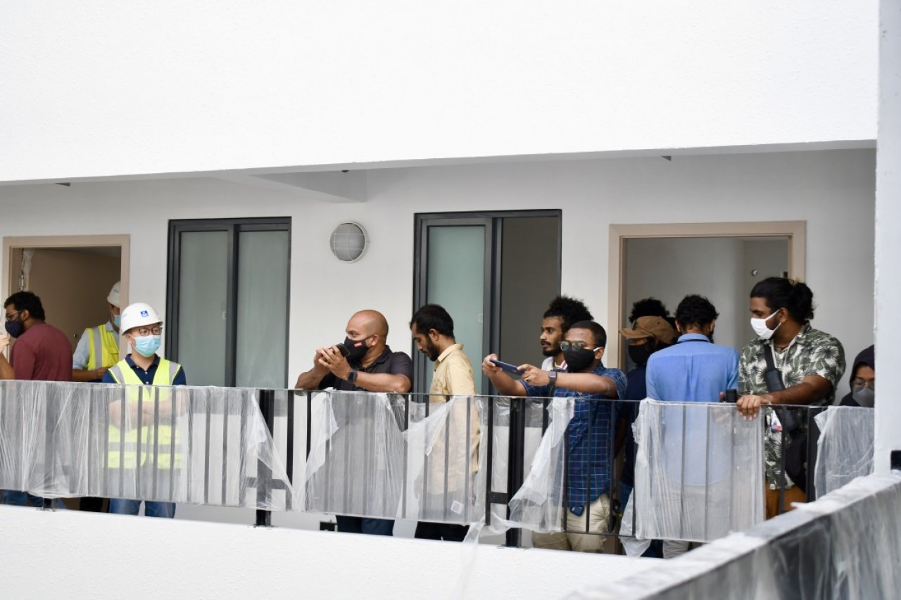 ހިޔާ ފްލެޓު: އެއްވެސް މީހަކަށް ދޫކޮށްލަން ނުކެރުނު ކޮތަރު ކޮށްޓާއި އަލިފާން ފޮށި!