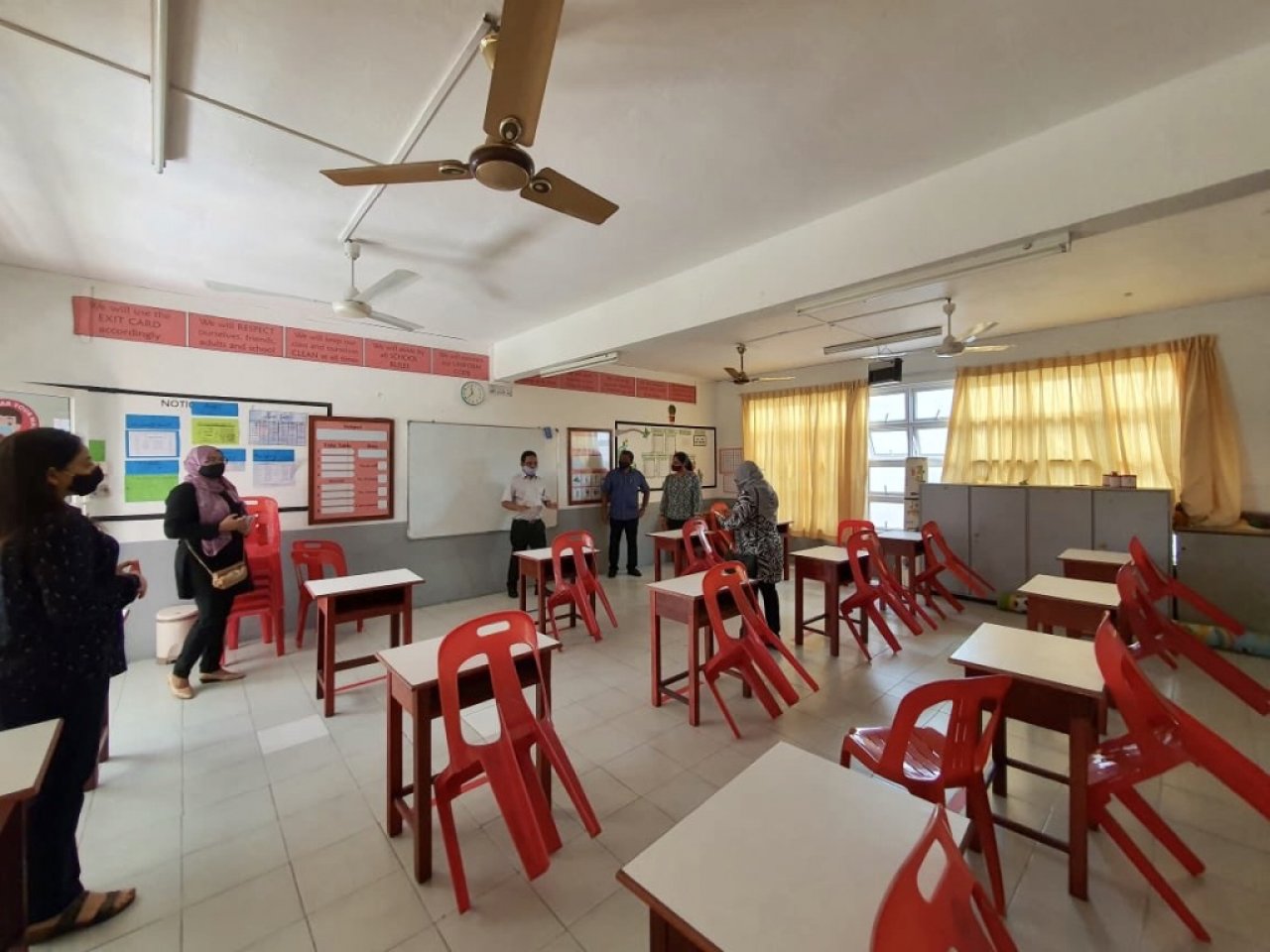 ނިއު ނޯމަލް: ސްކޫލުތައް ހުޅުވަން ތައްޔާރު!