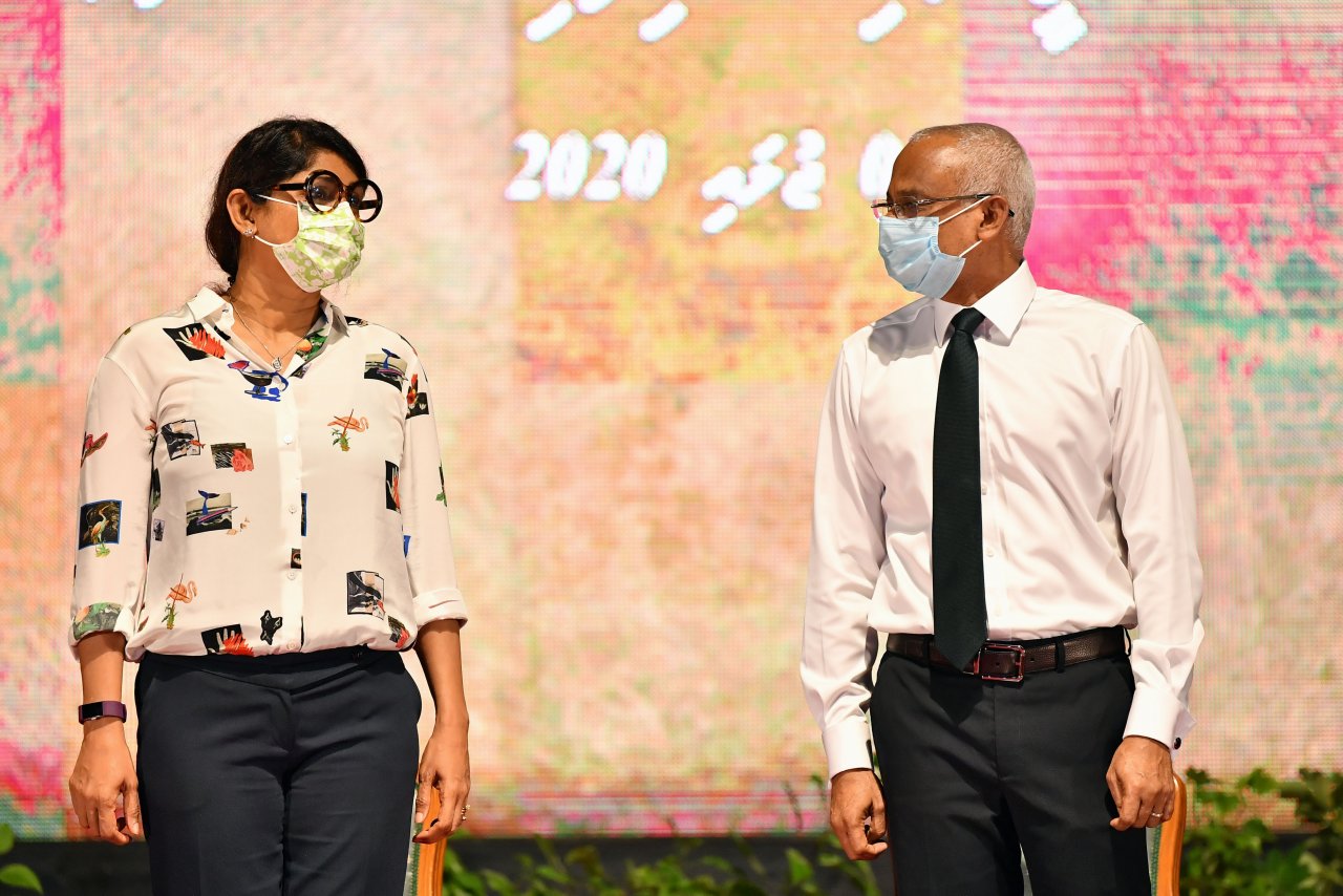 ރައީސުލްޖުމްހޫރިއްޔާ ދިވެހި ސިފައިންނާ ބައްދަލު ކުރެއްވުން