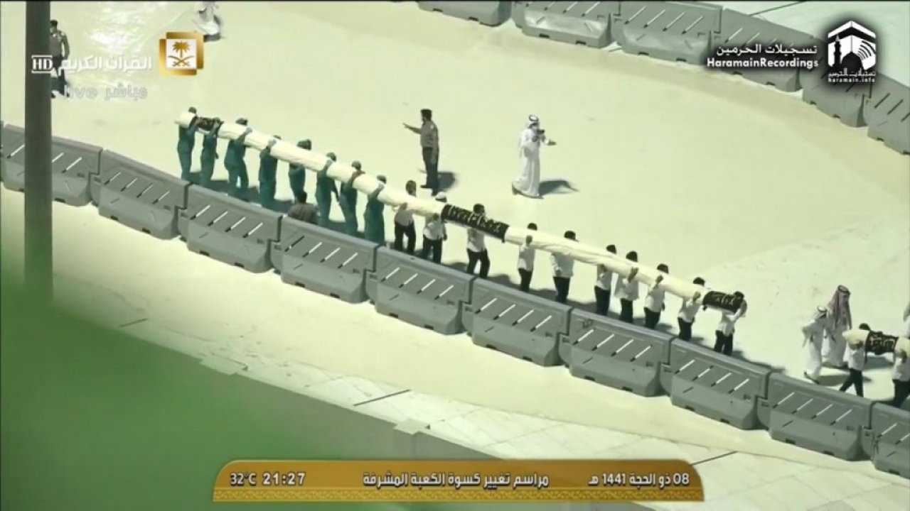 ހައްޖުގެ އަޅުކަން ކުރިއަށް ދަނީ ކޮވިޑާ ގުޅިގެން ގައިދުރުކަން ބަހައްޓައިގެން