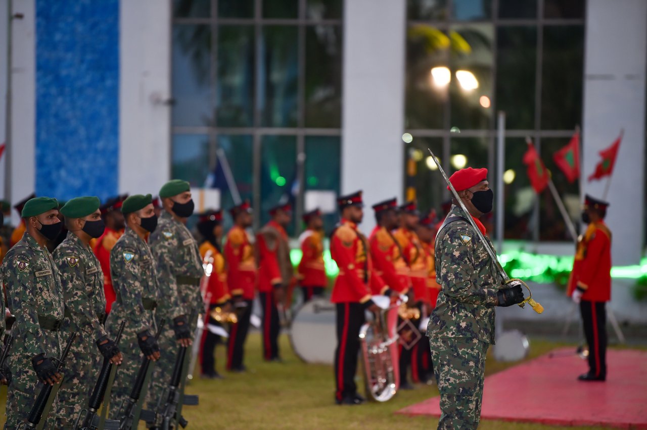 އޮކްޓޯބަރު 18، 2020: ގައުމީ ދުވަހުގެ ދިދަ ނެގުމުގެ ރަަސްމިއްޔާތު