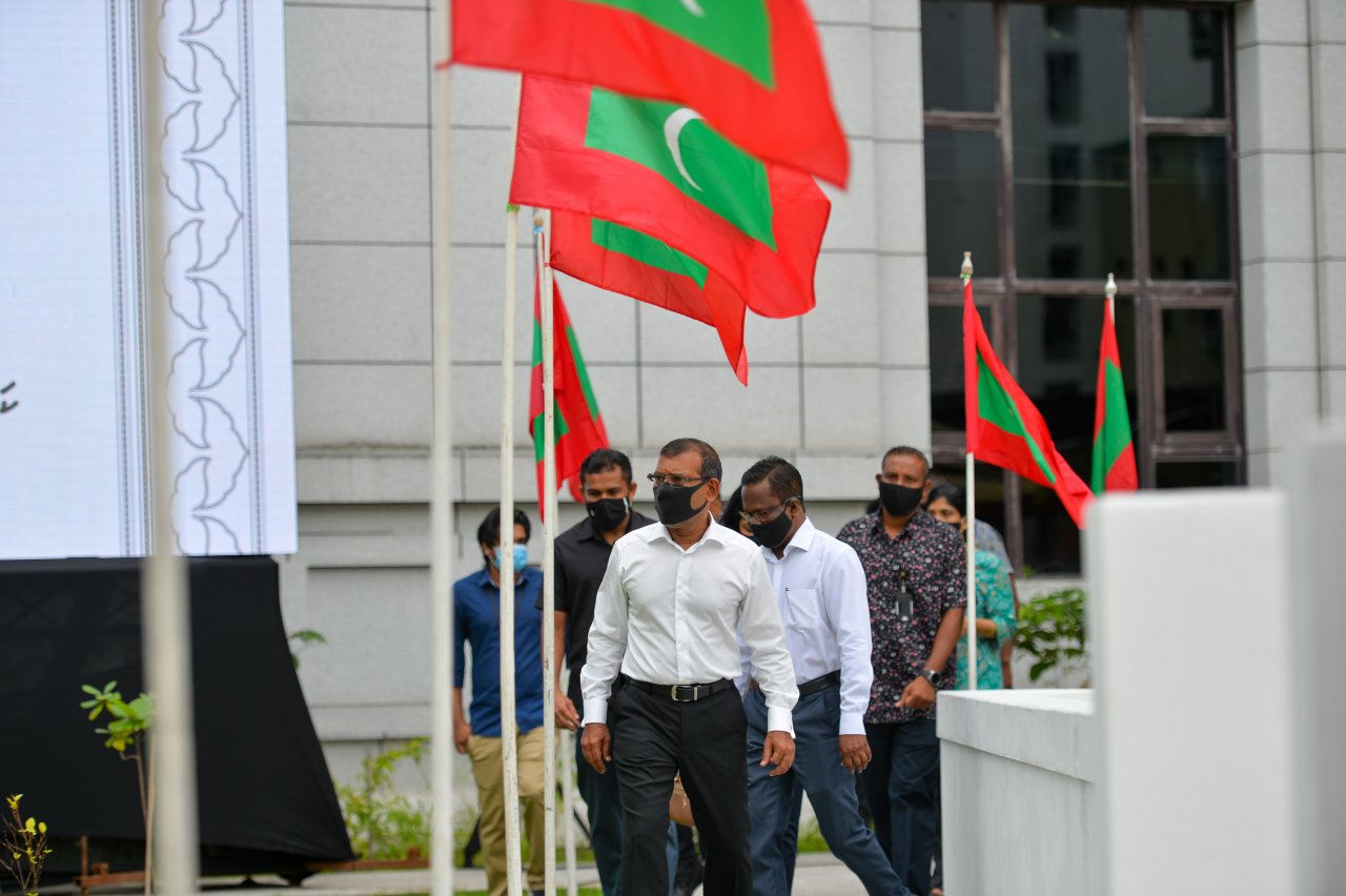 ކަޅުވަކަރު މިސްކިތް ހުޅުވުން