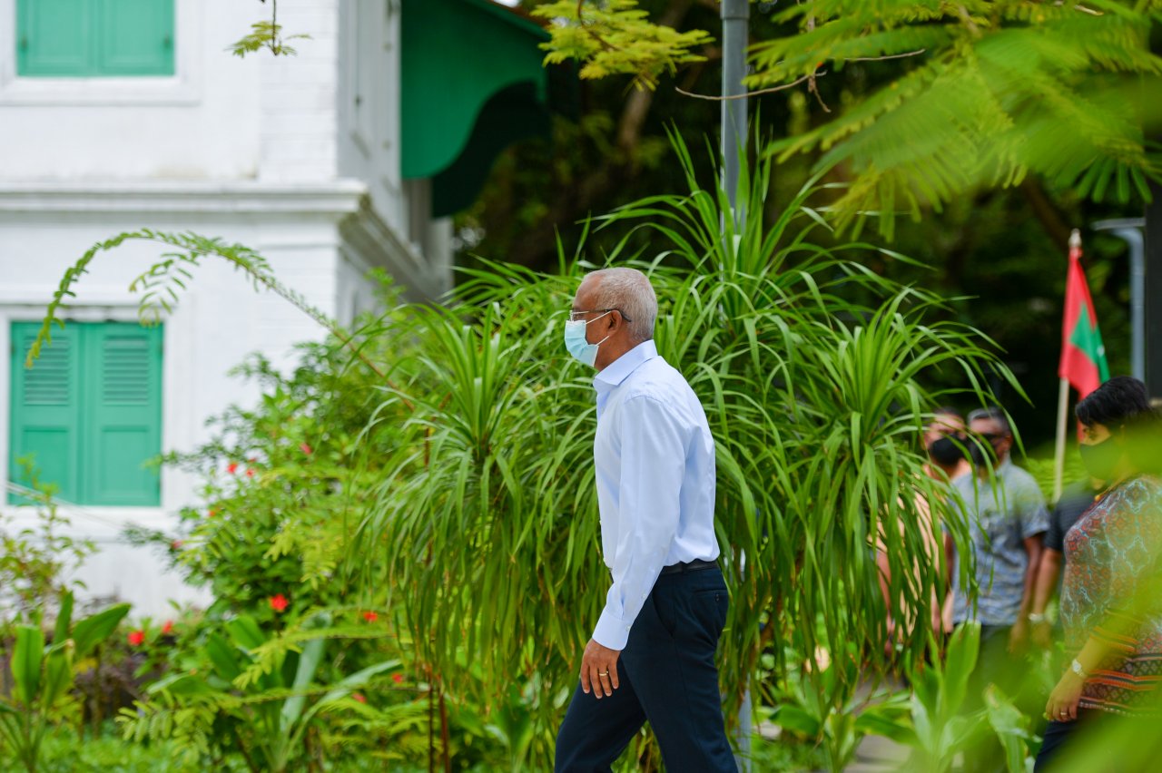 ކަޅުވަކަރު މިސްކިތް ހުޅުވުން