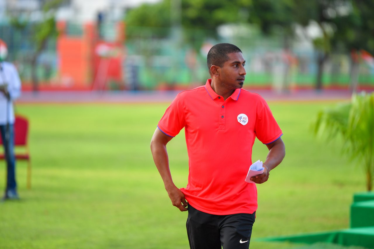 މާލެ ކުޅިވަރު އެކުވެނީގެ ސިންތެޓިކް ޓްރެކް ހުޅުވުން