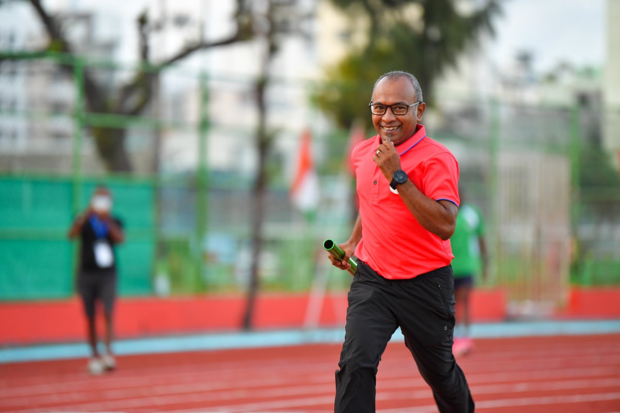 މާލެ ކުޅިވަރު އެކުވެނީގެ ސިންތެޓިކް ޓްރެކް ހުޅުވުން