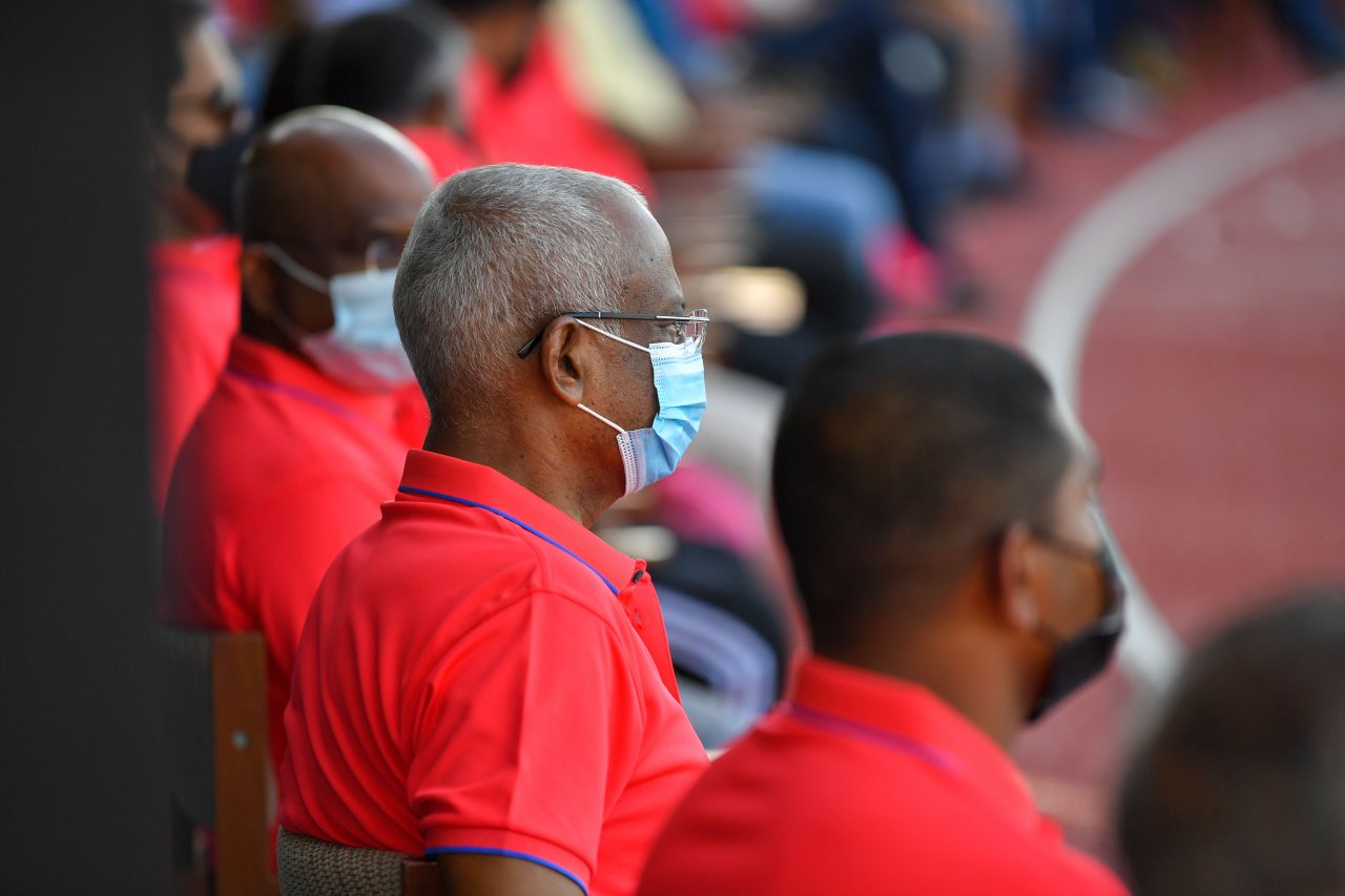 މާލެ ކުޅިވަރު އެކުވެނީގެ ސިންތެޓިކް ޓްރެކް ހުޅުވުން