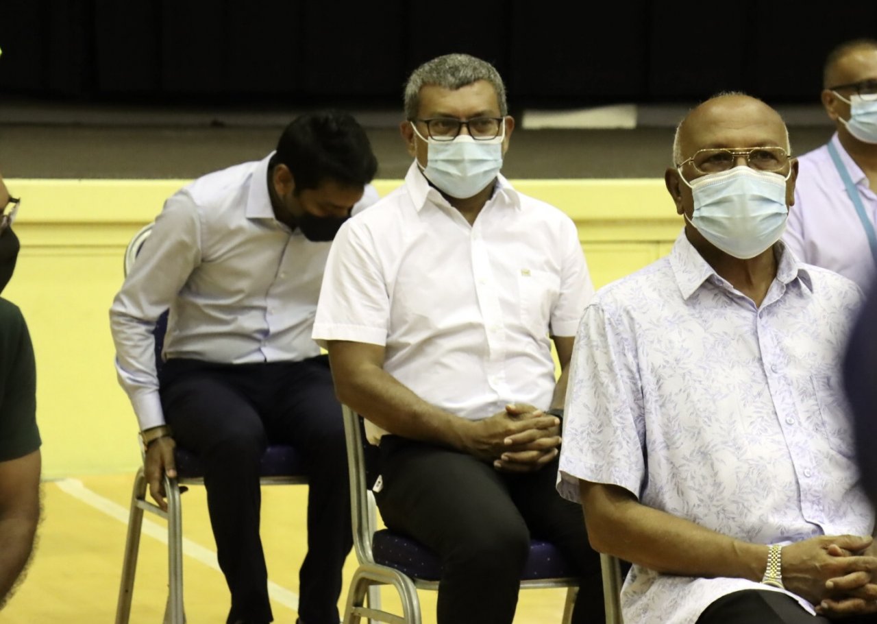 ރާއްޖޭގައި ކޮވިޑް ވެކްސިން ޖަހަން ފެށުން