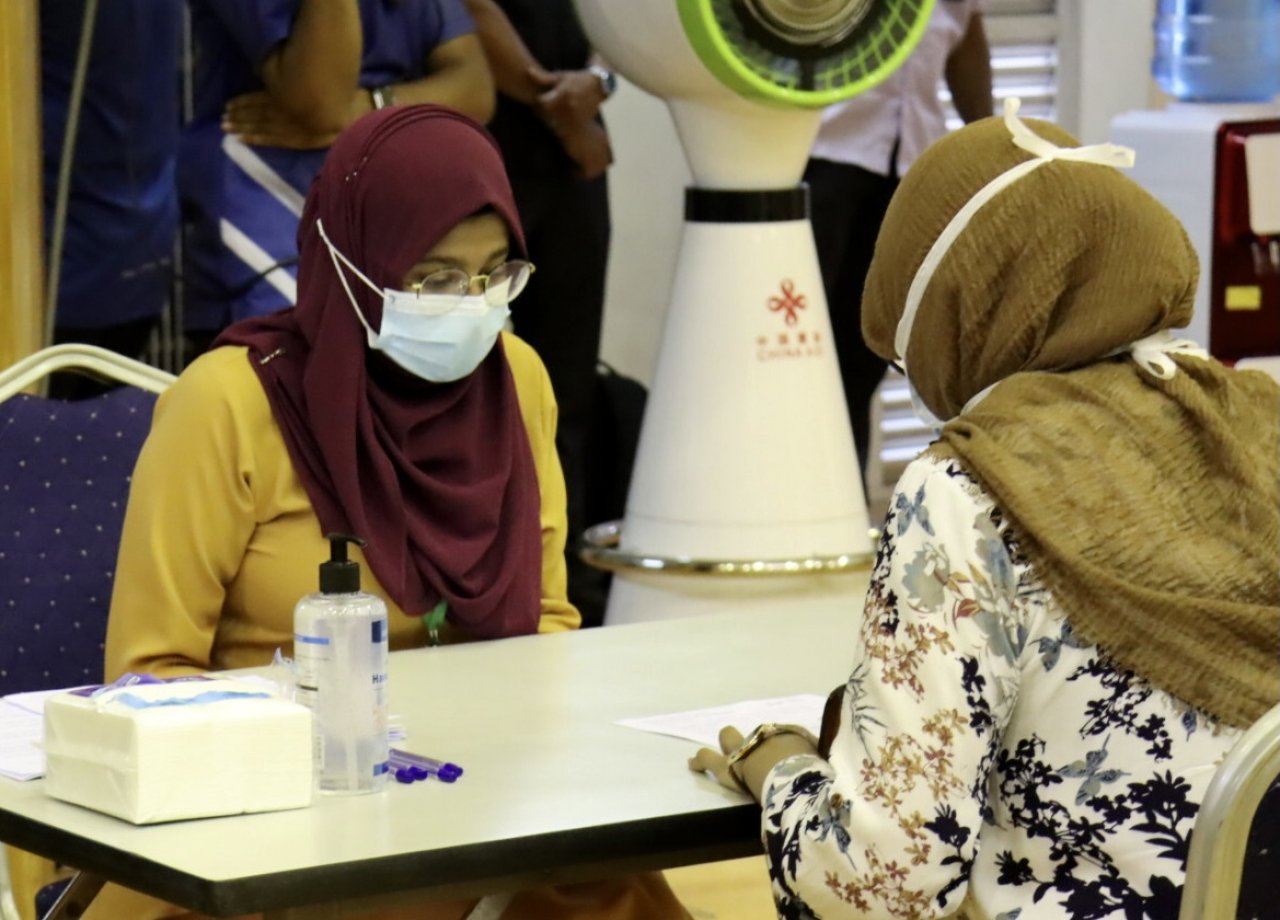 ރާއްޖޭގައި ކޮވިޑް ވެކްސިން ޖަހަން ފެށުން