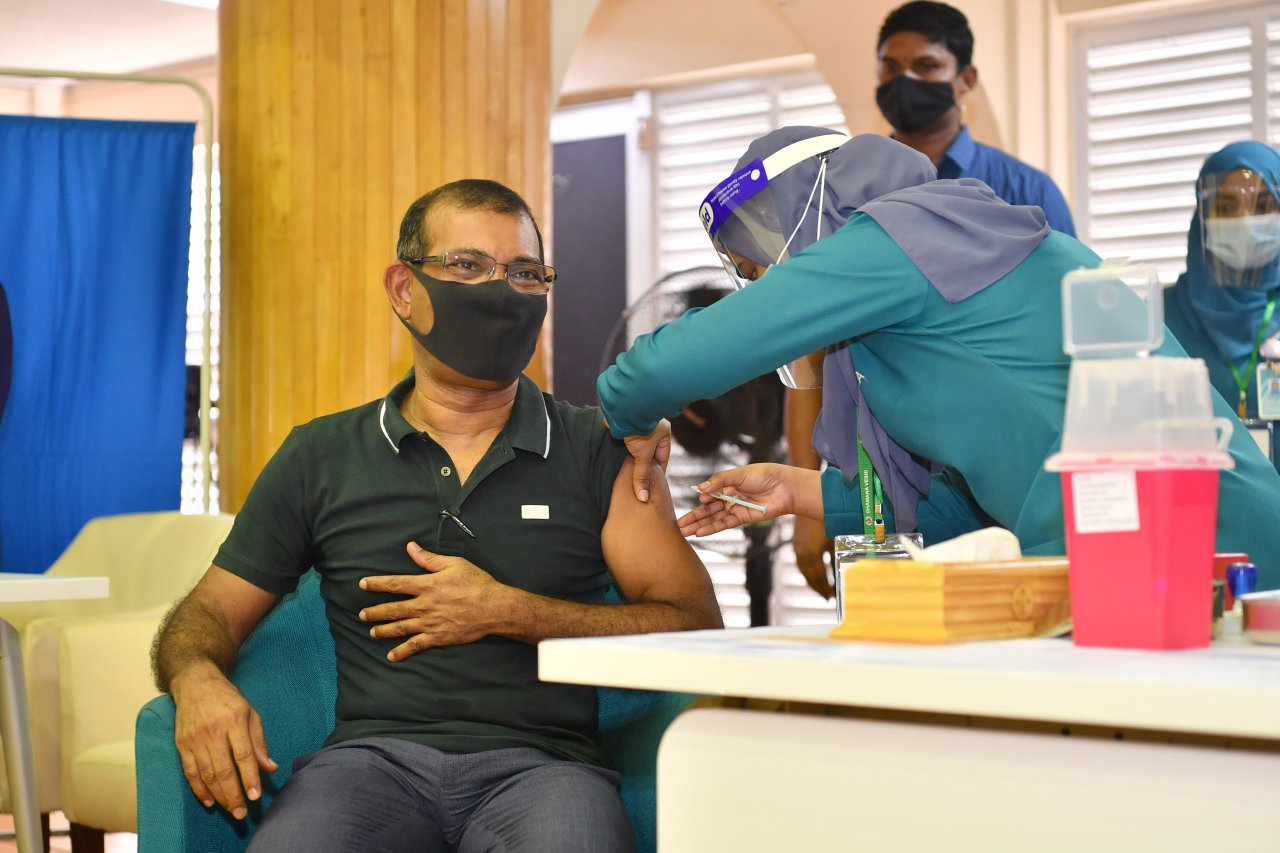 ރާއްޖޭގައި ކޮވިޑް ވެކްސިން ޖަހަން ފެށުން