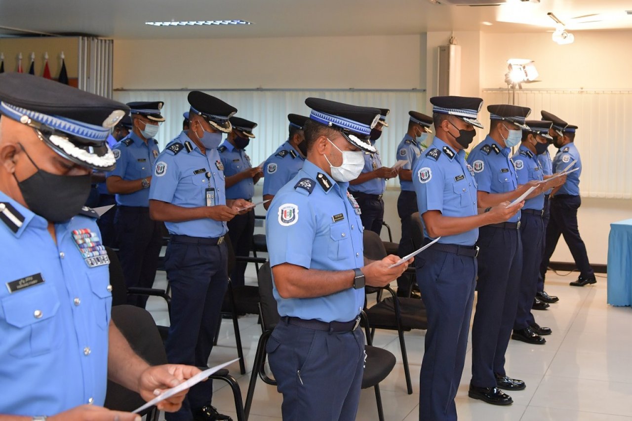 ފުލުހުންގެ ހިދުމަތުގެ އާ ގާނޫނުގެ ދަށުން ފުލުހުން ހުވާ ކުރުން