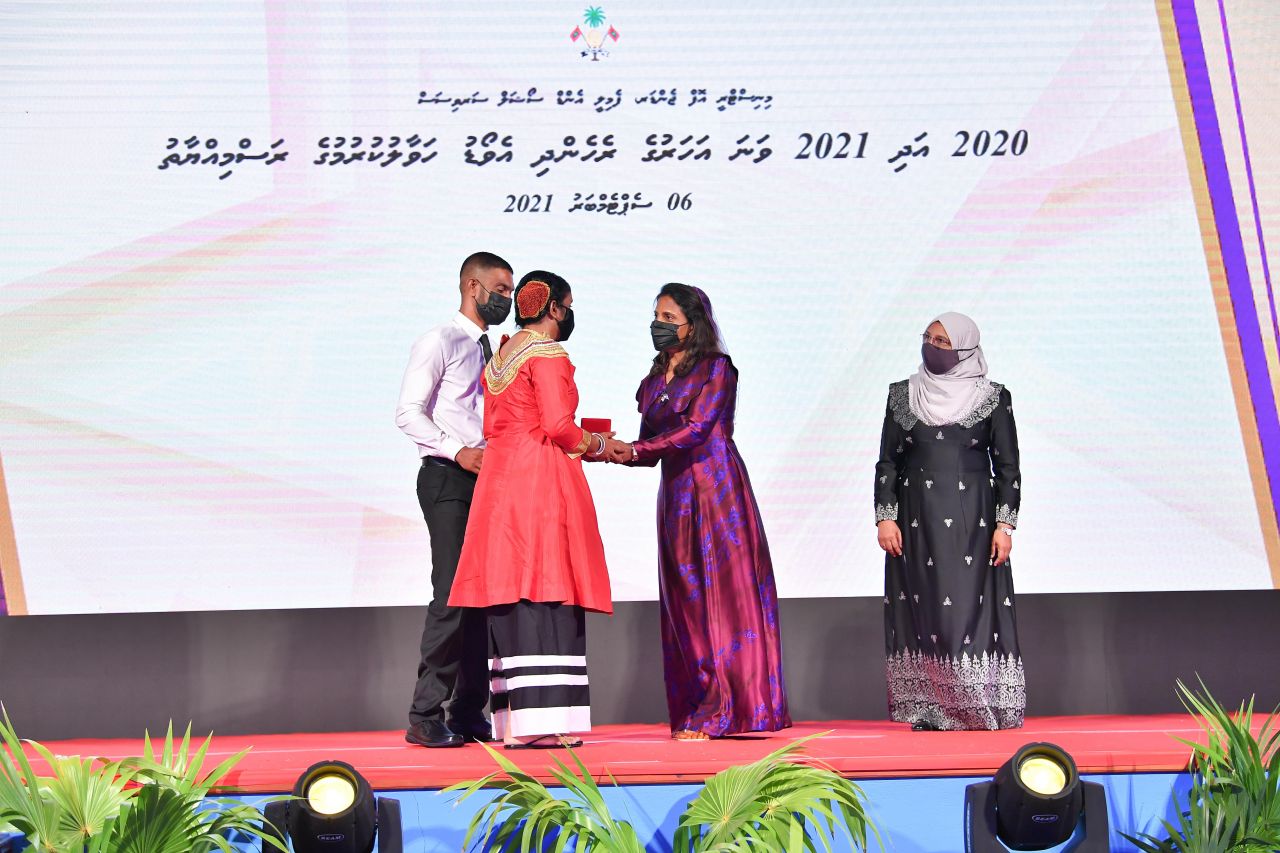 ރެހެންދި އެވޯޑްސް