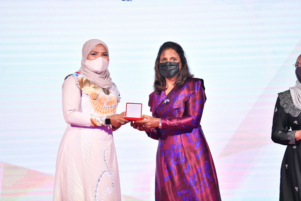 ރެހެންދި އެވޯޑްސް