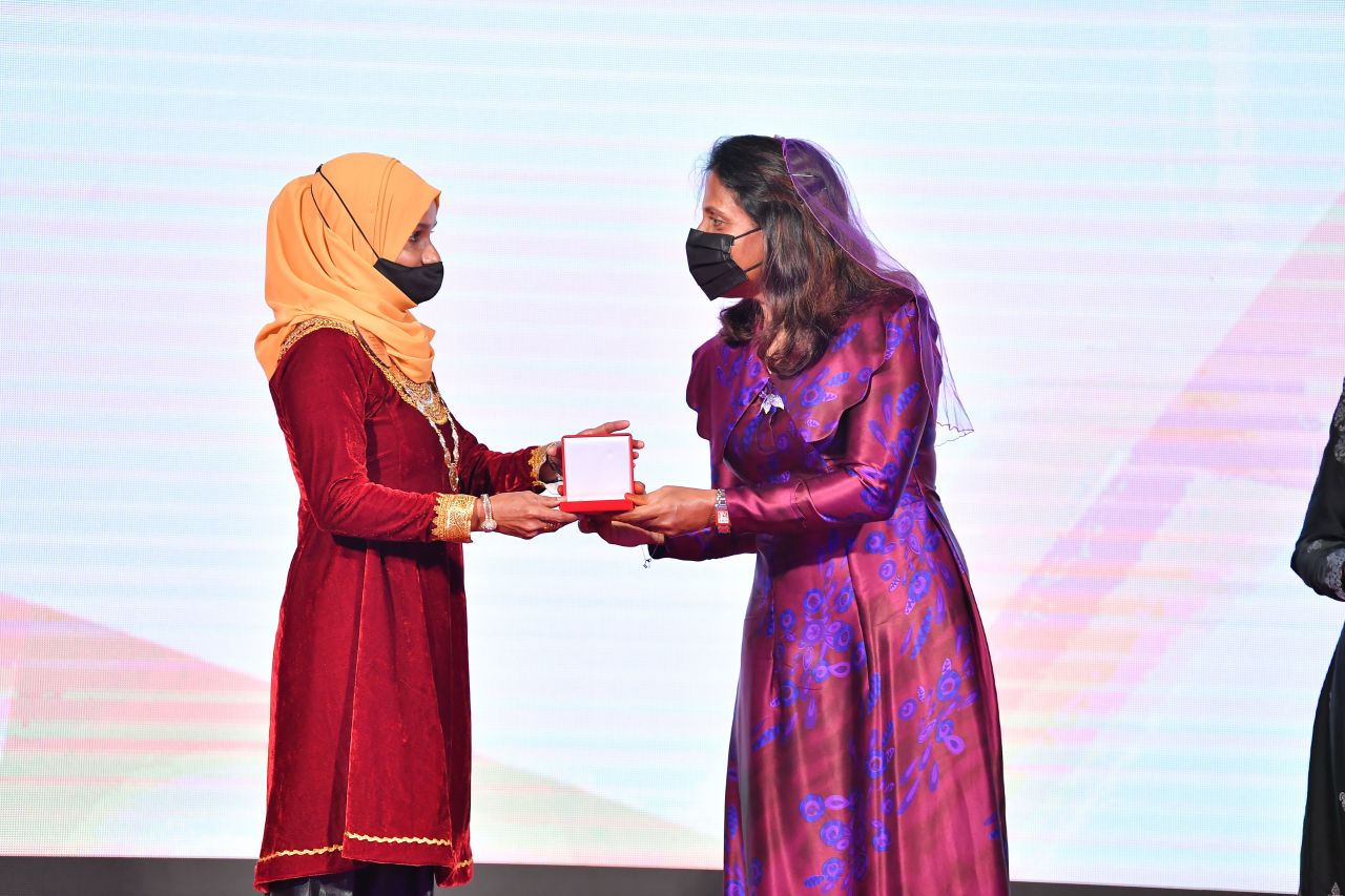 ރެހެންދި އެވޯޑްސް