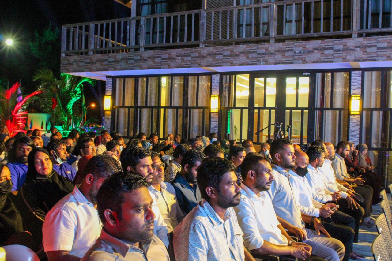 ކ. ހުރާގެ ފެނާއި ނަރުދަމާ އަދި ކަރަންޓުގެ ނިޒާމް ފެނަކަ އާ ހަވާލުކޮށްފި