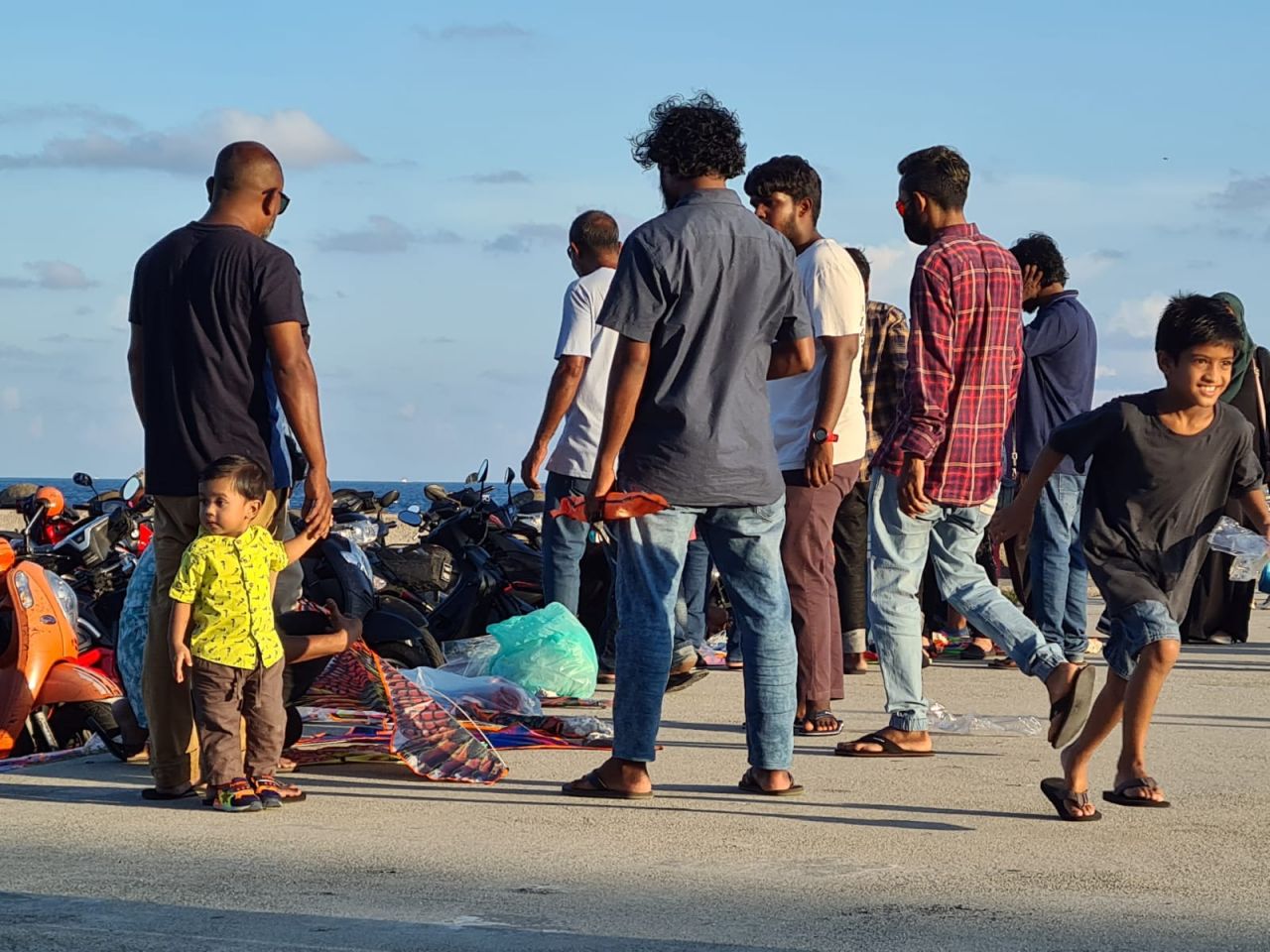 ރޯދަމަސް ފޮޓޯ އިން