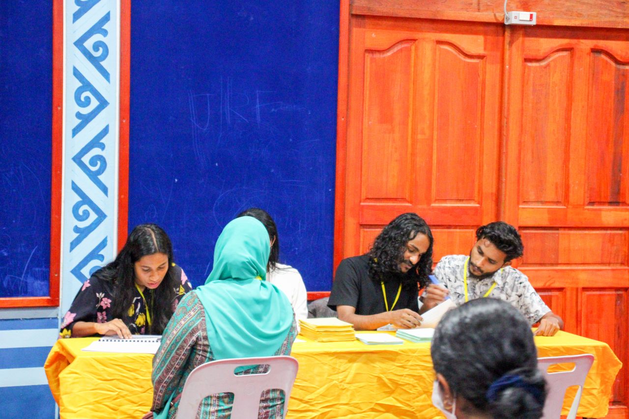 ވާދަވެރި ކެމްޕެއިނަކަށް ފަހު، އެމްޑީޕީގެ ވޯޓުލުން ކުރިއަށް ދަނީ