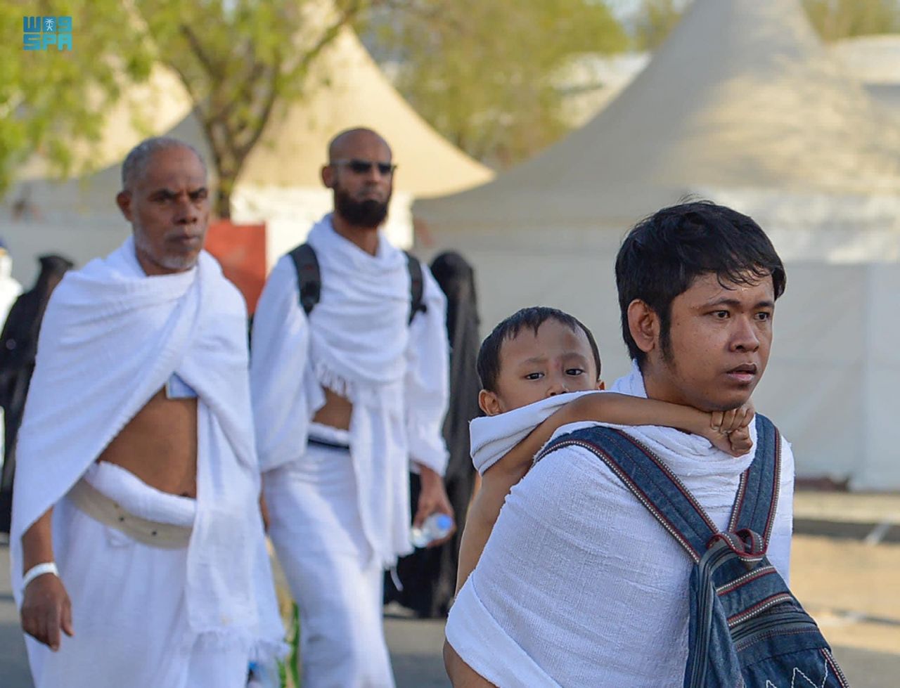 ހައްޖު ދުވަސް - ފޮޓޯއިން