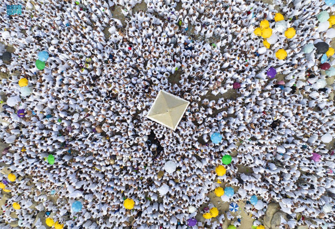 ހައްޖު ދުވަސް - ފޮޓޯއިން