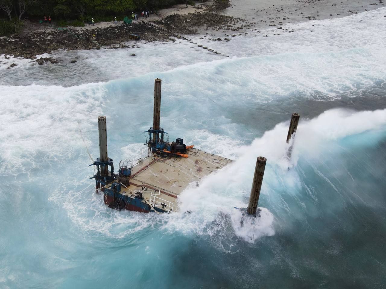 ތިލަމާލެ ބްރިޖް މަސައްކަތަށް ބޭނުންކުރާ ޕްލެޓްފޯމެއް ވިލިމާލެ ފަރަށް އަރާފައި