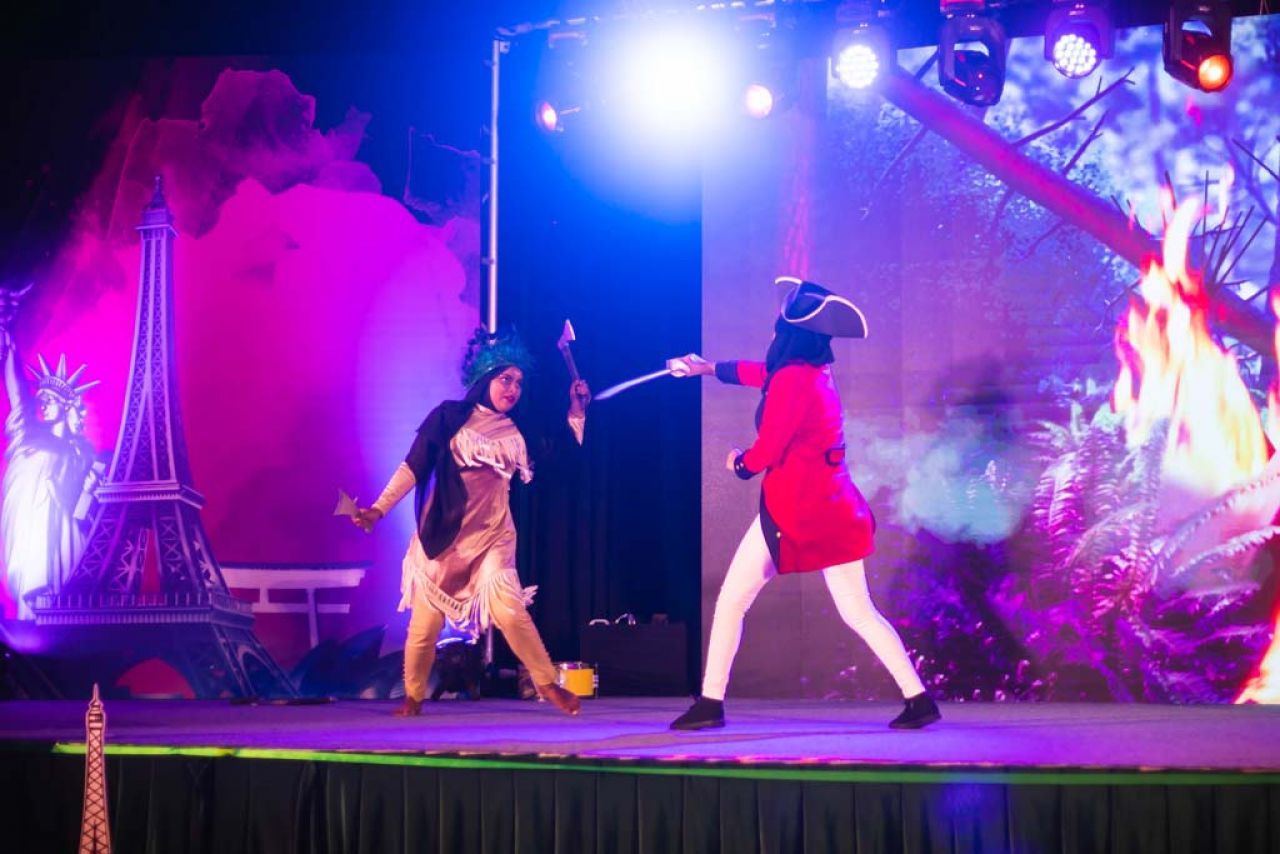 އެމްޑަބްލިޔުއެސްސީ ސްޓާފް ނައިޓް