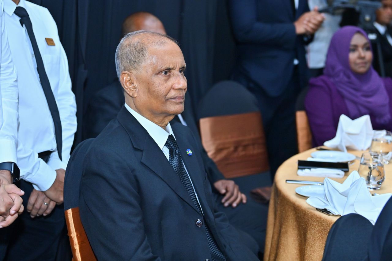 ޓޫރިޒަމް ގޯލްޑަން އިޔާ ގާލާ ޑިނާ