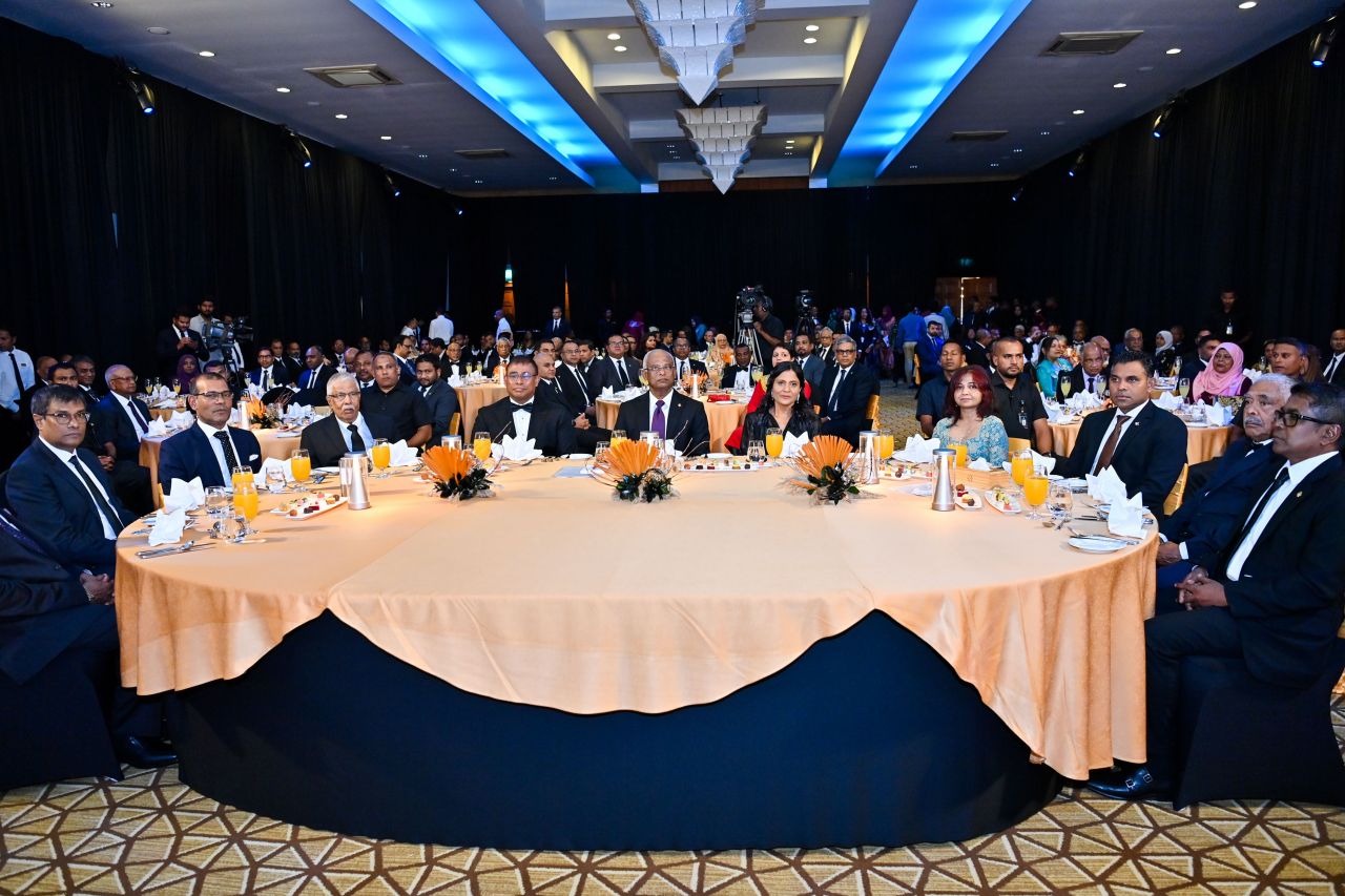 ޓޫރިޒަމް ގޯލްޑަން އިޔާ ގާލާ ޑިނާ