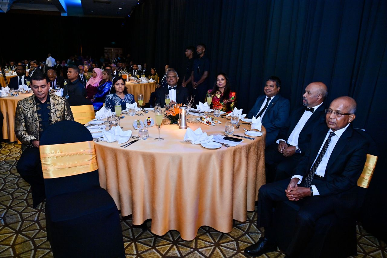 ޓޫރިޒަމް ގޯލްޑަން އިޔާ ގާލާ ޑިނާ