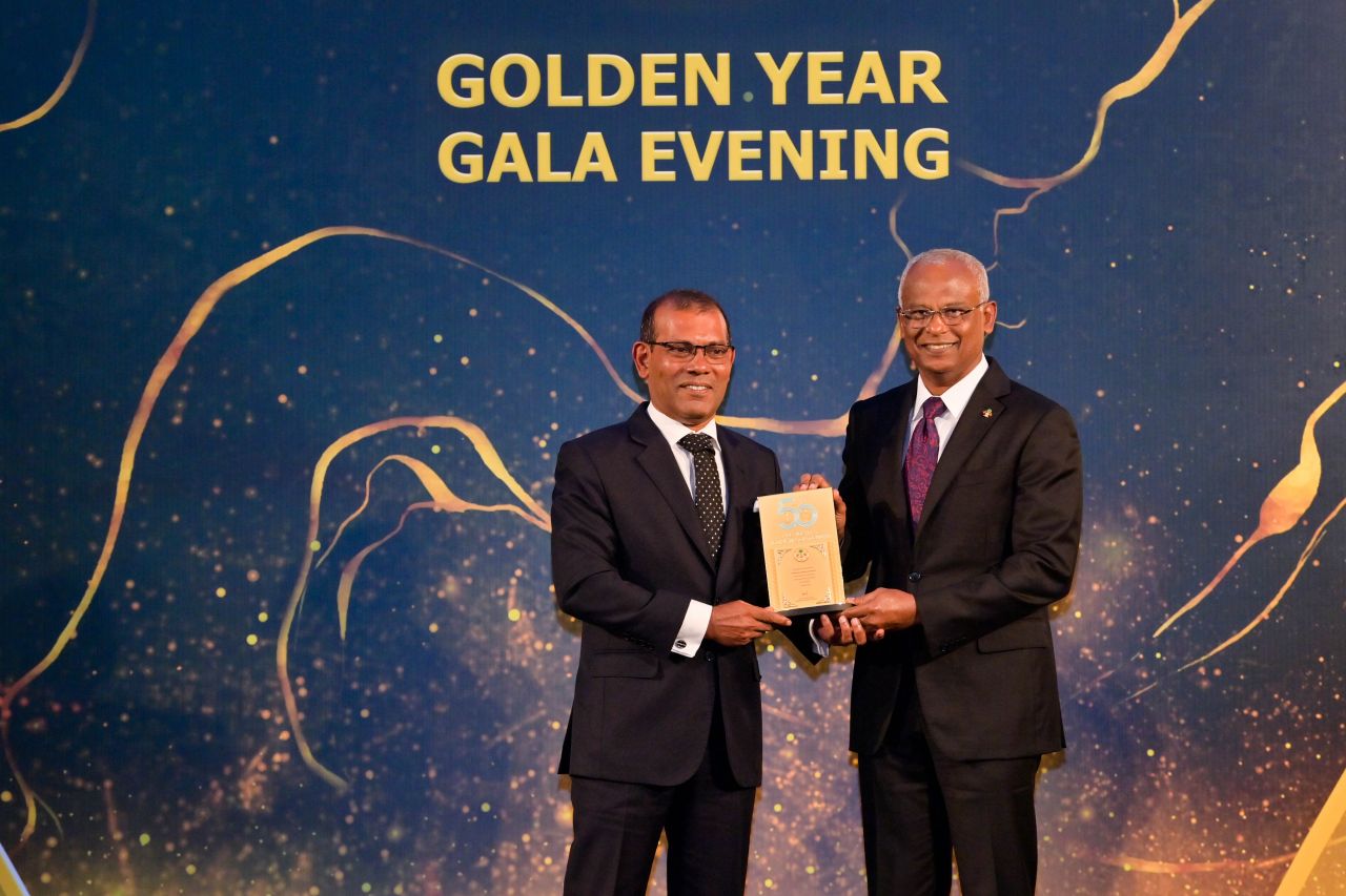 ޓޫރިޒަމް ގޯލްޑަން އިޔާ ގާލާ ޑިނާ