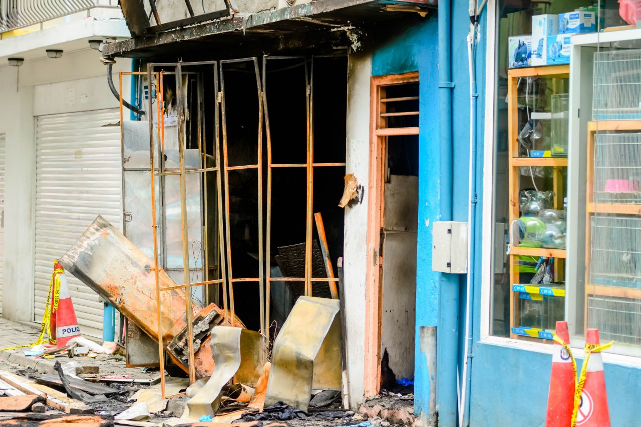 މ. ނިރުފެހި ގޭގައި ހިނގި އަލިފާނުގެ ހާދިސާ