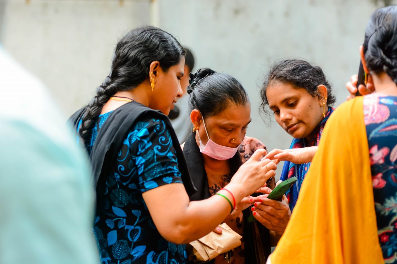 މ. ނިރުފެހި ގޭގައި ހިނގި އަލިފާނުގެ ހާދިސާ