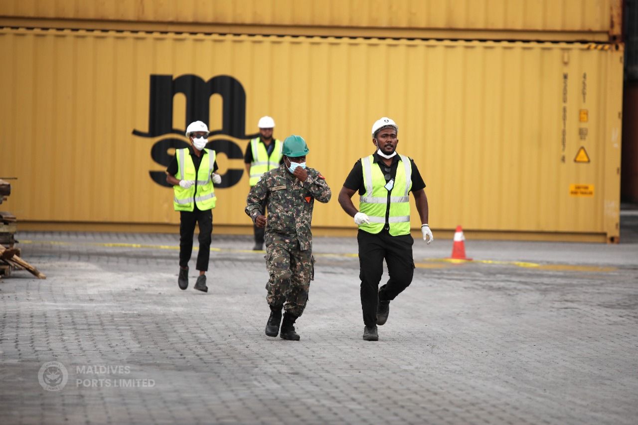 ޕޯޓް ފަޔާ އެންޑް ރެސްކިއު ޑްރިލް