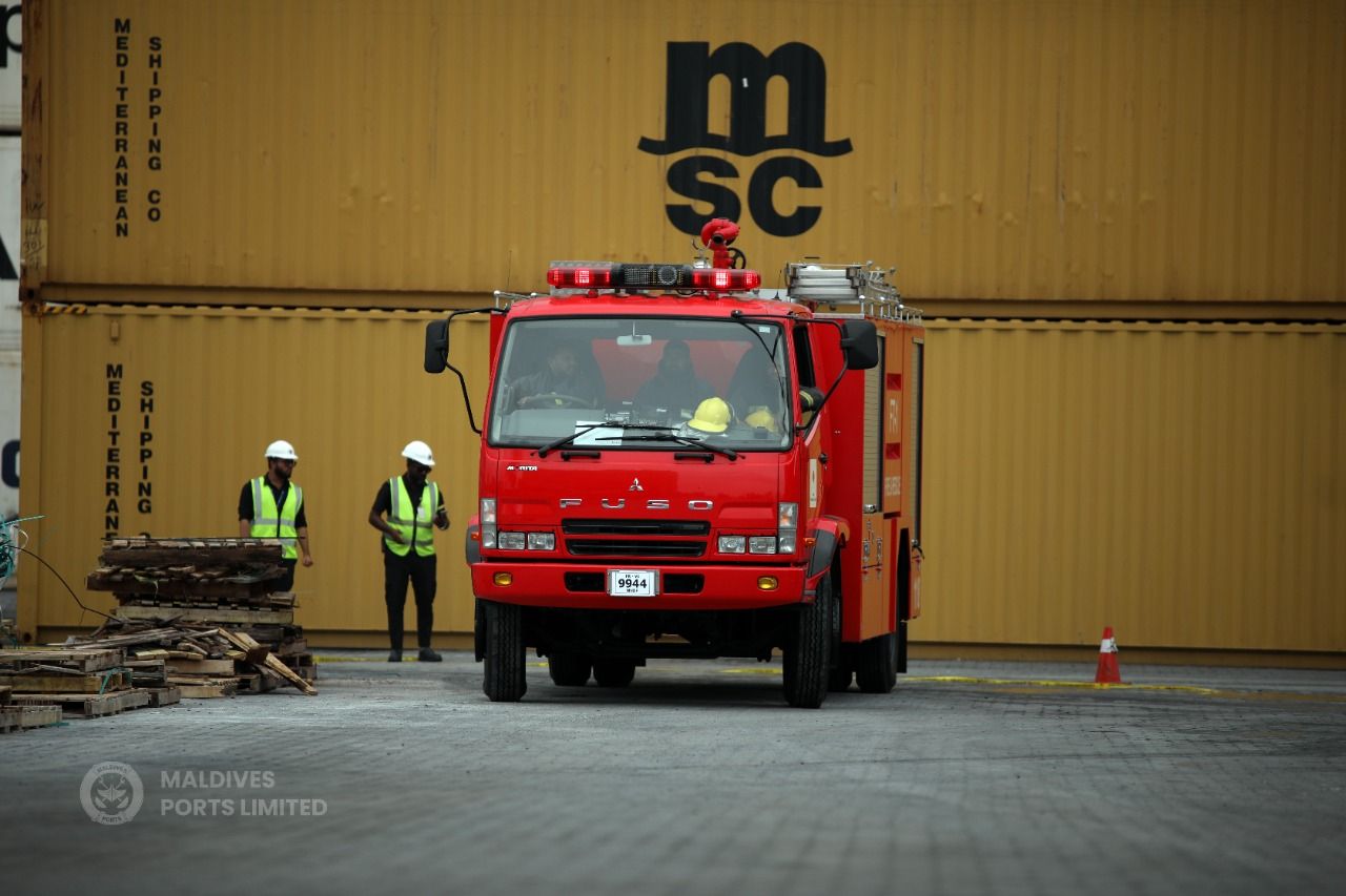 ޕޯޓް ފަޔާ އެންޑް ރެސްކިއު ޑްރިލް