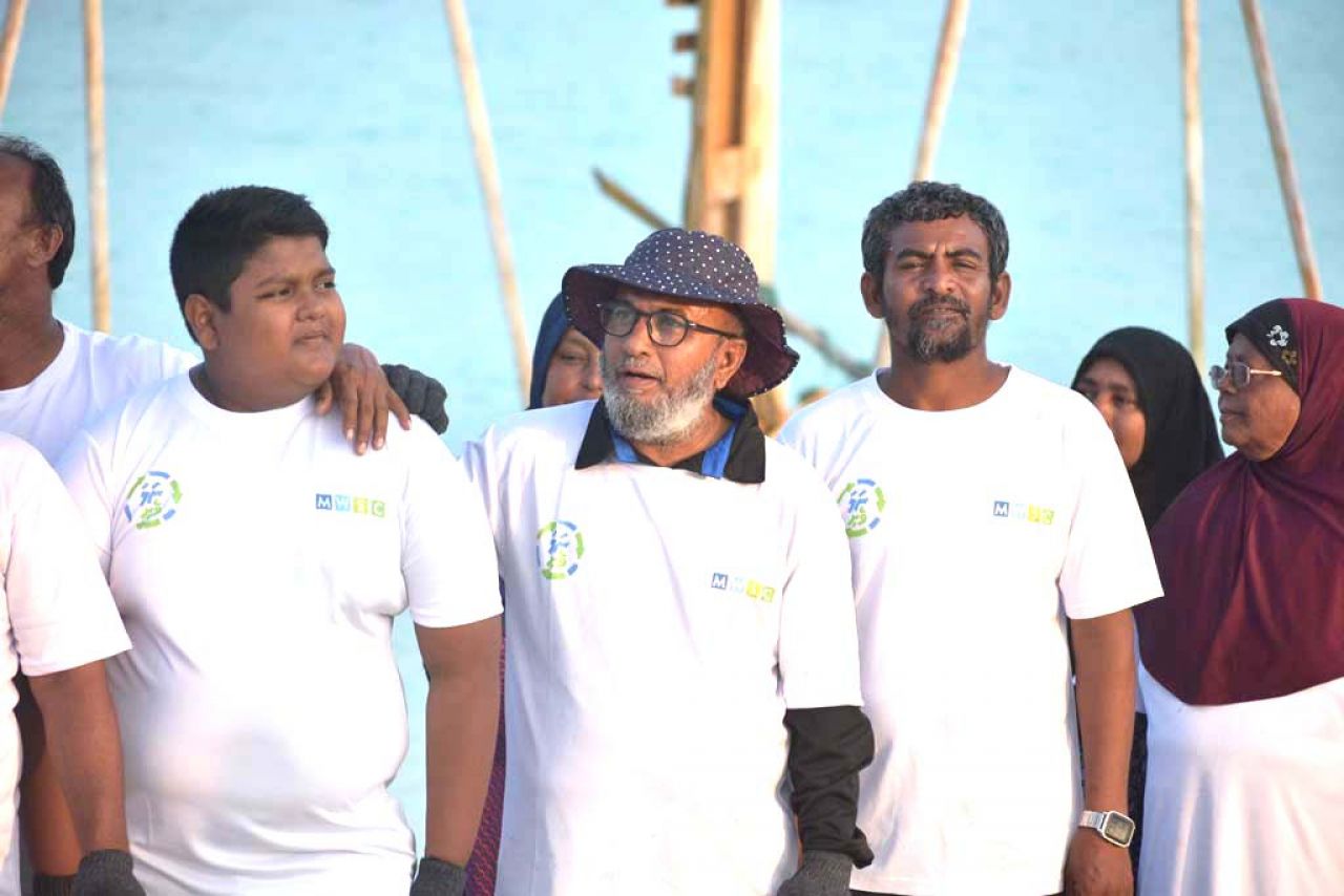 ރ. ދުވާފަރުގައި އެމްޑަބްލިއުއެސްސީ އިން ކުރިއަށް ގެންދިޔަ ކުނި މެނޭޖްކުރުމުގެ ޕްރޮގްރާމް