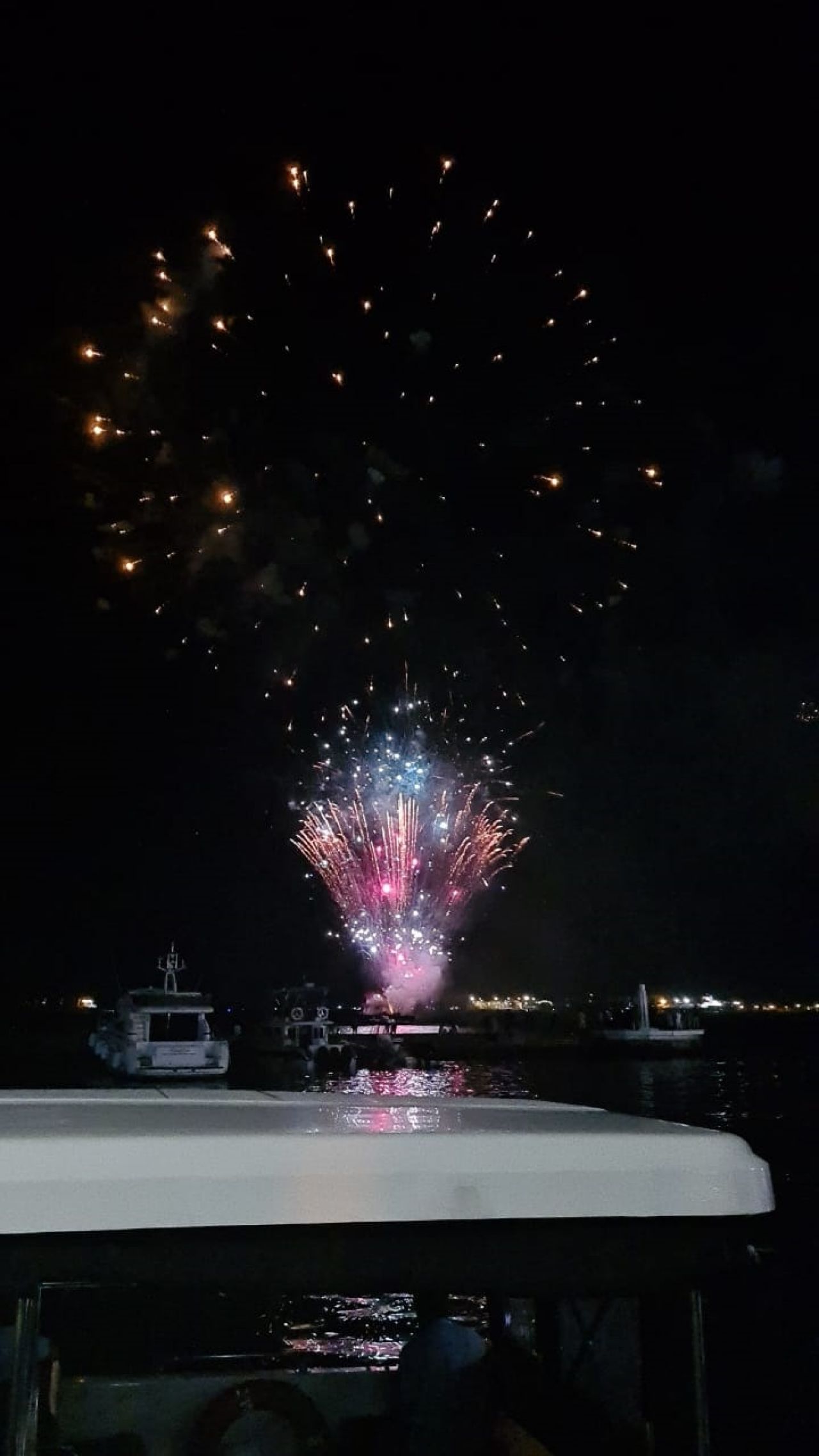 131 ވަނަ ސިފައިންގެ ދުވަސް - ހަވާ އެރުވުން