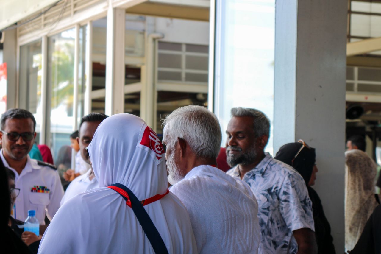 ހައްޖުގެ އަޅުކަން އަދާކުރުމަށްޓަކައި ހައްޖުވެރިން ފުރަން ފެށުން