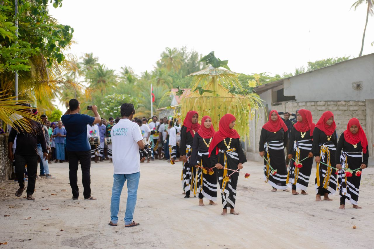 މާކުރަތުގެ ކޯޑީގެ ކުޅިވަރުތައް، ތަފާތު ވެފައި ފޯރި ގަދަ!