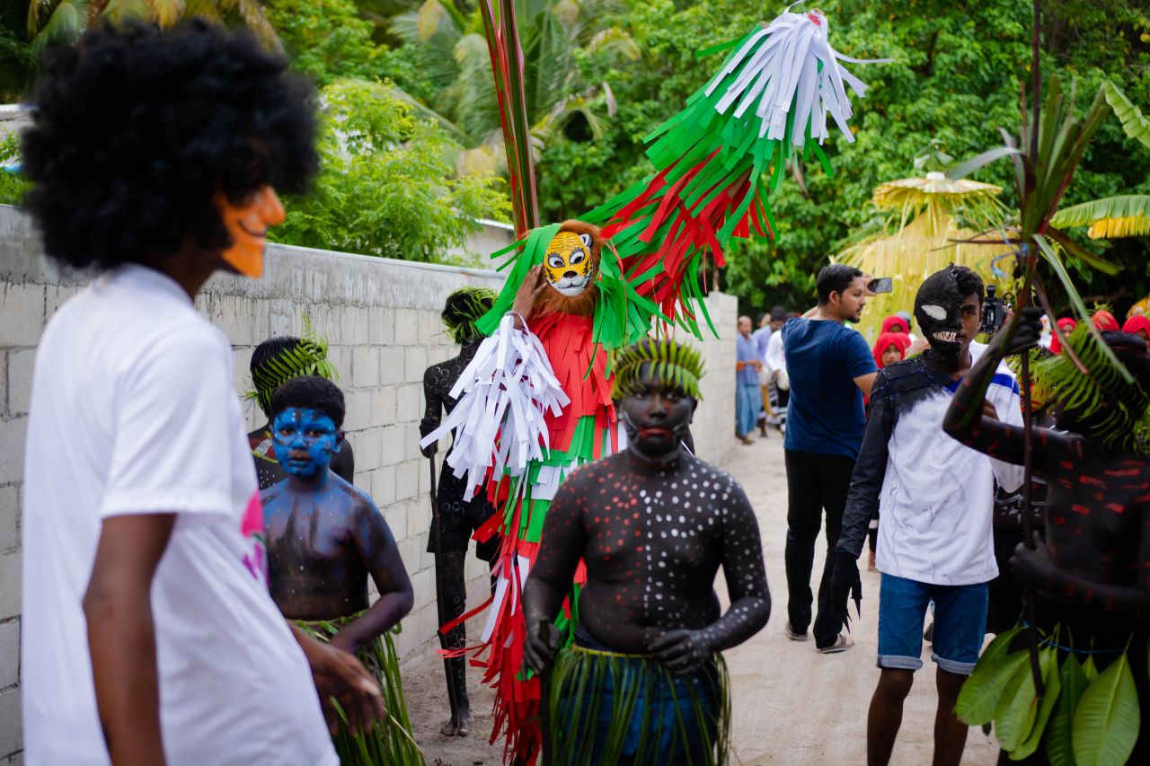 މާކުރަތުގެ ކޯޑީގެ ކުޅިވަރުތައް، ތަފާތު ވެފައި ފޯރި ގަދަ!