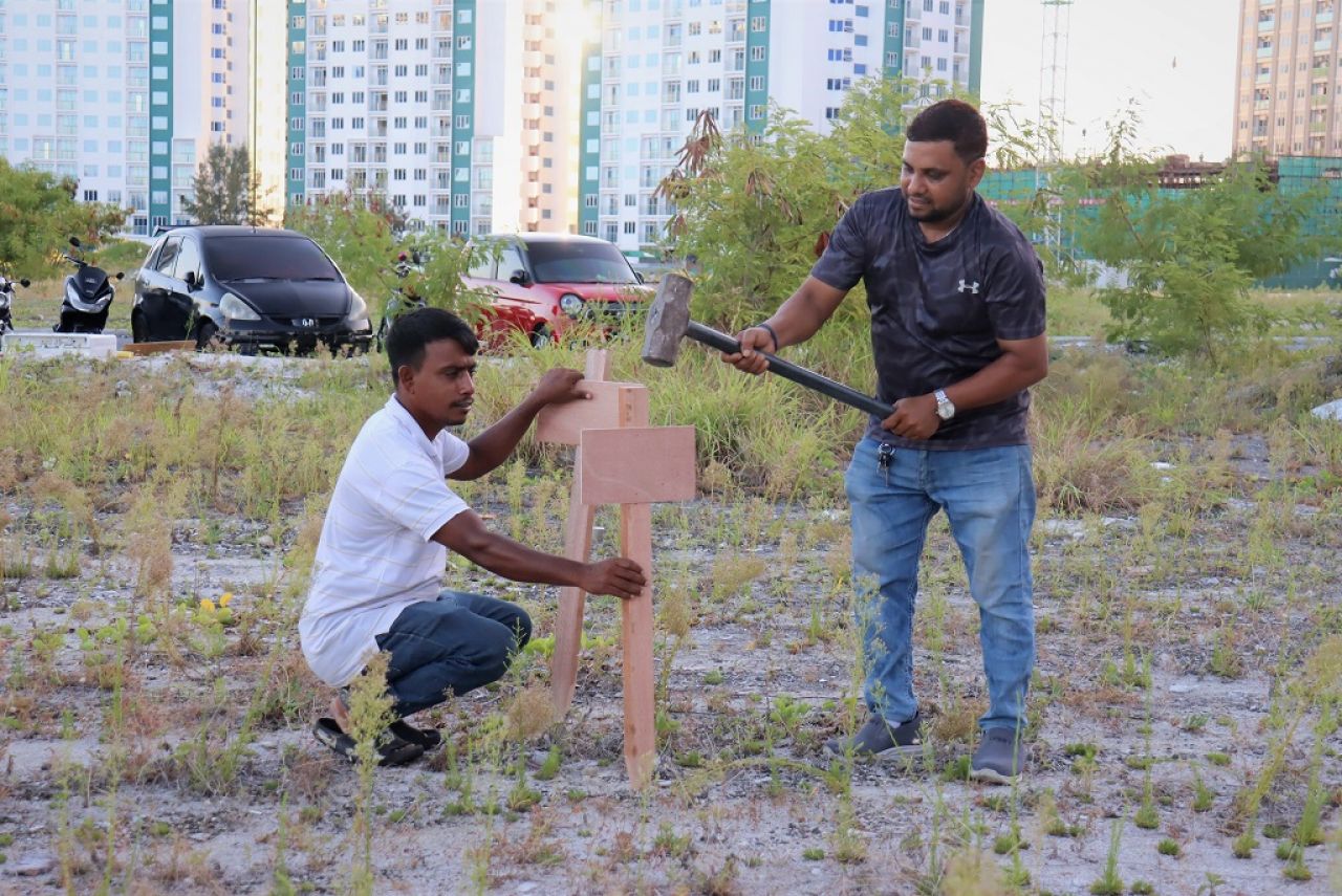 ހުޅުމާލެ ފޭސް2 އިން ގޯތި ލިބުނު މީހުންނަށް ރަޖިސްޓްރީ ހަވާލުކޮށް ބިން ކެނޑުން