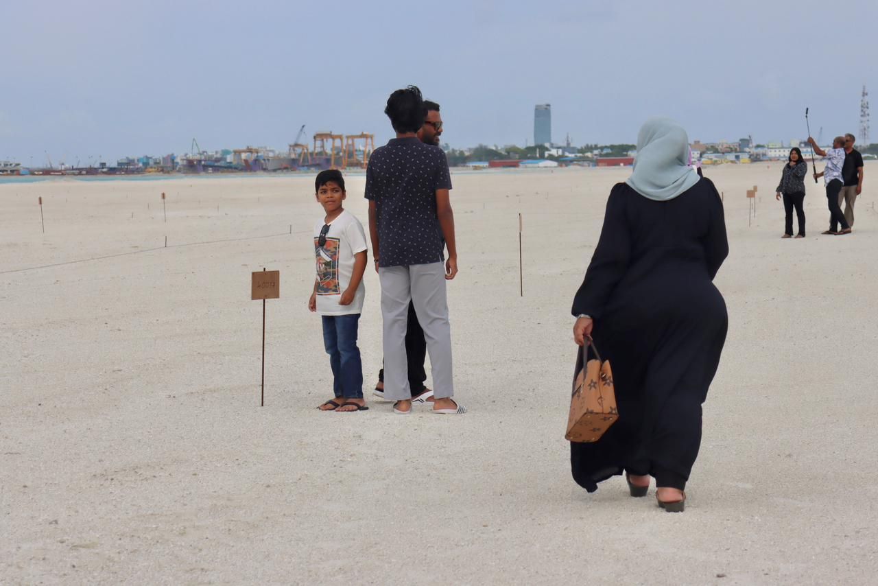 ގުޅިފަޅުން ބަންޑާރަ ގޯތި ދޫކުރުމަށް އިން ޖަހާ ހަވާލު ކުރުން