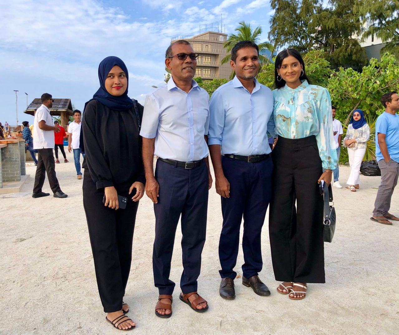 އިލްޔާސްގެ ކެމްޕެއިން ހަރަކާތް ނިންމާލުން