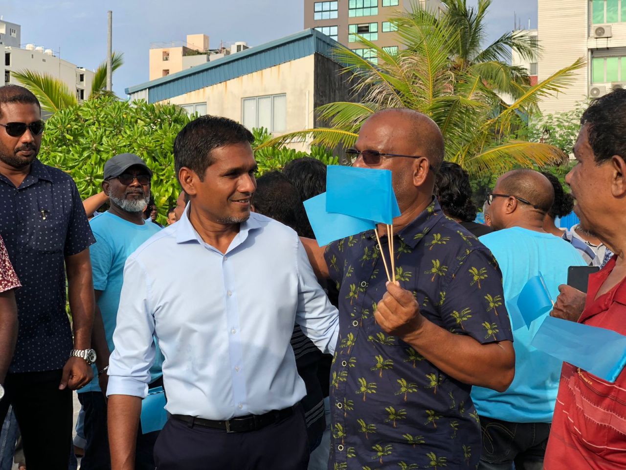 އިލްޔާސްގެ ކެމްޕެއިން ހަރަކާތް ނިންމާލުން