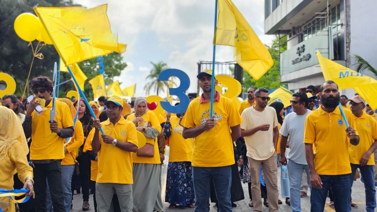 އެމްޑީޕީގެ ކެންޑިޑޭޓް ރައީސް އިބްރާހިމް މުހައްމަދު ސޯލިހުގެ ކެމްޕެއިން ނިންމާ ރެލީ