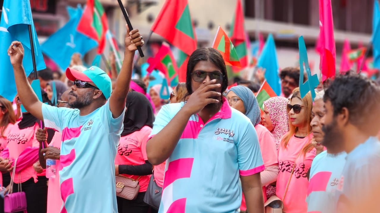 ޕީއެންސީގެ ރިޔާސީ ކެންޑިޑޭޓު ޑރ. މުހައްމަދު މުއިއްޒުގެ ކެމްޕެއިން ނިންމުމުގެ ރެލީ 