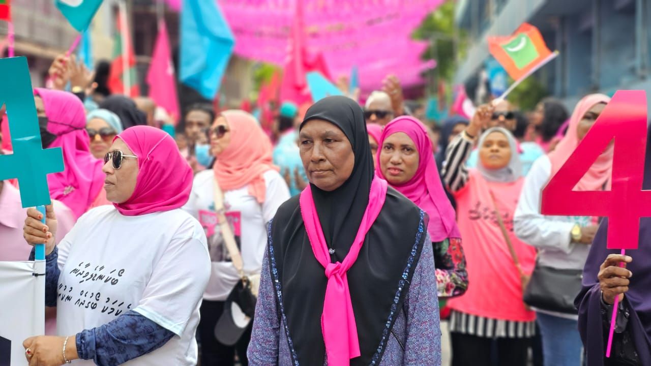 ޕީއެންސީގެ ރިޔާސީ ކެންޑިޑޭޓު ޑރ. މުހައްމަދު މުއިއްޒުގެ ކެމްޕެއިން ނިންމުމުގެ ރެލީ 