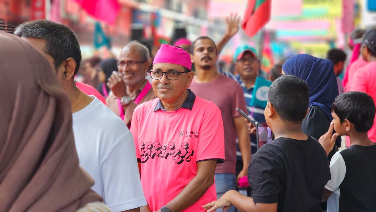ޕީއެންސީގެ ރިޔާސީ ކެންޑިޑޭޓު ޑރ. މުހައްމަދު މުއިއްޒުގެ ކެމްޕެއިން ނިންމުމުގެ ރެލީ 
