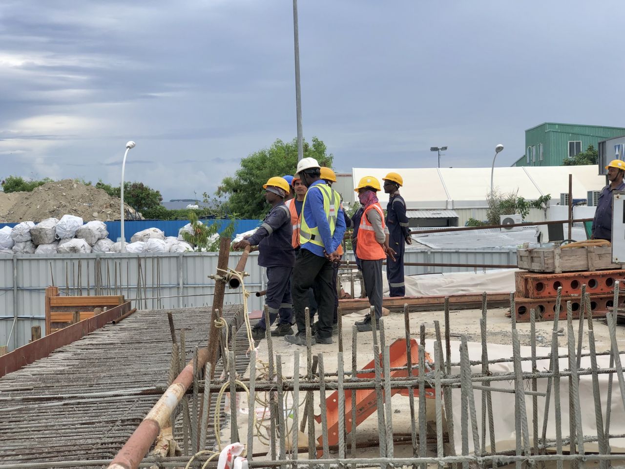 ތިލަމާލެ ބްރިޖުގެ މަސައްކަތް ރައީސް މުއިއްޒު ބައްލަވާލެއްވުން